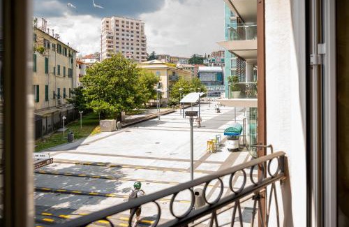 Savona Apartment | [Luxury Savona Cruises at 1 Min] WiFi · Free Park