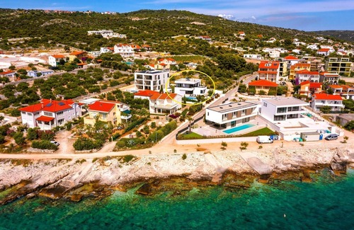 Sevid Villa | Luxury seafront Villa Dolce Vita, with private pool and parking