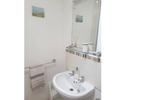 Port-Eynon House | Luxury Seaside Cottage in Gower