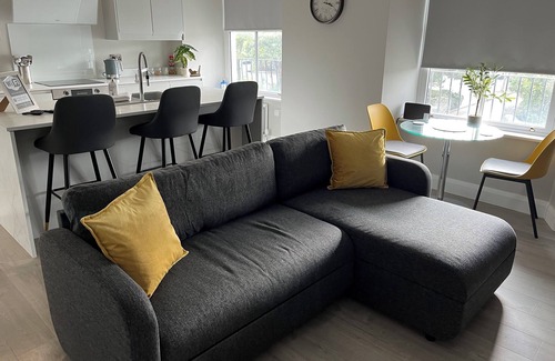 Newry Apartment | Luxury Seaview Apartment Aurora House