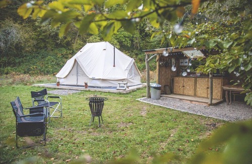 Crickhowell RV Rental | Luxury secluded glamping in the Brecon Beacons