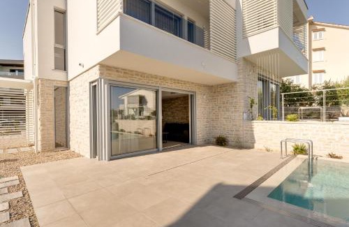 Krk Villa | Luxury semidetached villa Smokva 1 - near the center and sea - by TRAVELER tourist agency Krk