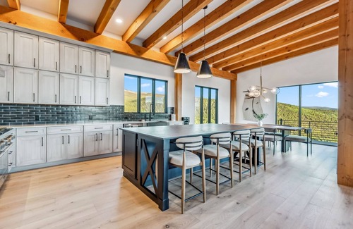 Leadville Cabin | Luxury, Serenity, and Breathtaking Views Await