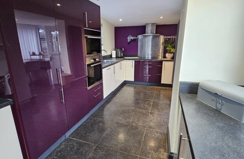 Heysham House | Luxury Seymour House with Spa, Gym & Lake District