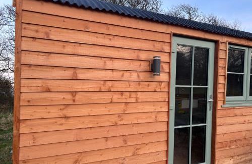 Monknash House | Luxury Shepherds Hut near Glamorgan Coast