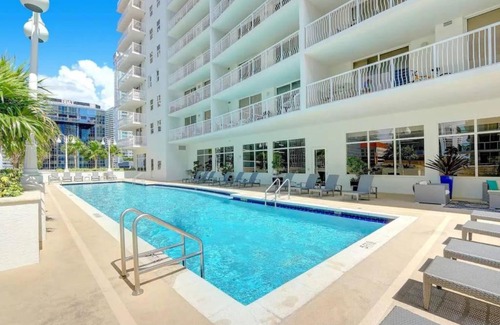 Brickell House | Luxury Sky Villa with City and Ocean Views
