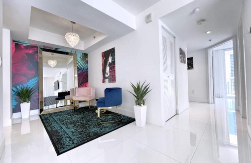 Brickell House | Luxury Sky Villa with City and Ocean Views