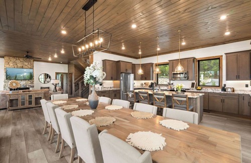 Walland Cabin | Luxury Smoky Mountain Retreat with Indoor Pool, Hot Tub, Firepit & More!