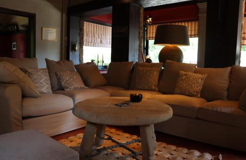 Sart-lez-Spa Villa | Luxury Spa Gîtes - Luxury Chalet Warfaaz
