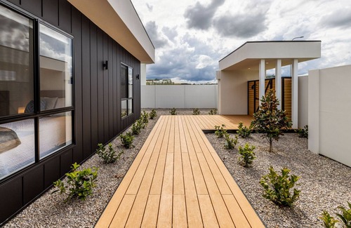 Bombira House | Luxury space in Prestigious Mudgee Residence