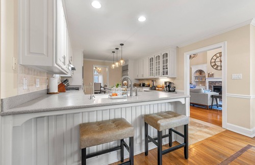 Lawrenceville House | Luxury Spacious Ranch house w/Game Room, Theater, Fenced Backyard, Fire Pit