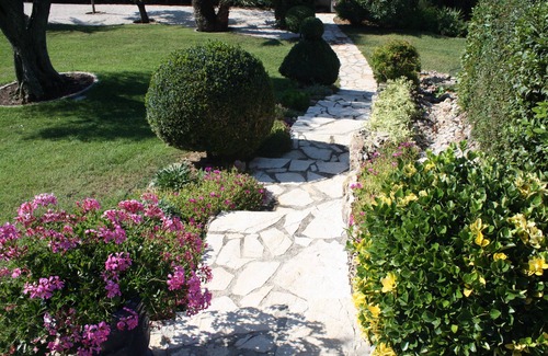 La Bouverie Apartment | Luxury studio in villa with heated pool, air-conditioning, sleeps 2
