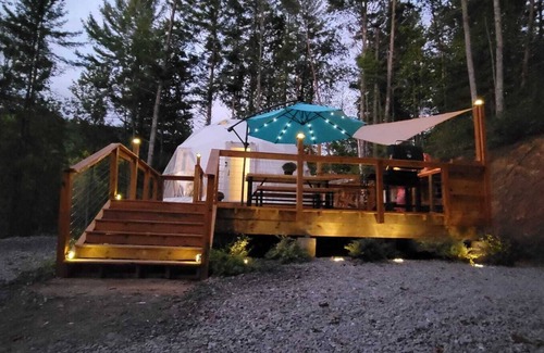 Robbinsville Cabin | Luxury Stargazing Dome On The Dragon's Tail