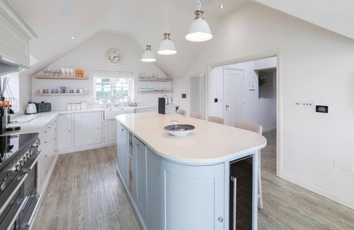 Rhoscolyn House | Luxury stay for 14 guests. Hot tub, tennis court and sea view
