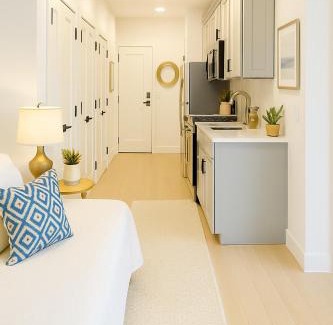 Jersey City Apartment | Luxury Stay for NYC visit Jersey City 7 Min Walk NYC Train Station
