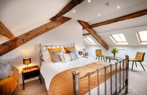 Whitehaven Apartment | Luxury Studio Apartment - Town Centre