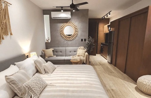 Tohoku Apartment | Luxury Studio Forbes-Featured 5 minutes walking to the beach