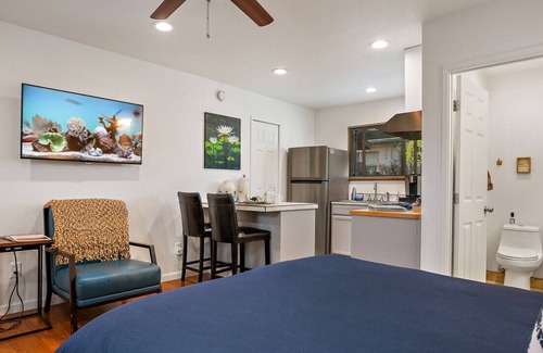 Baywood-Los Osos House | Luxury Studio Retreat | Private Patio & Kitchen