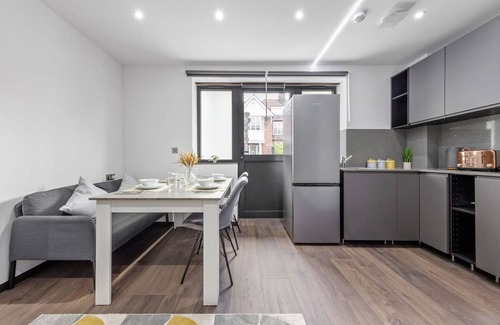 Golders Green Apartment | Luxury Studio Suite Near Euston Central London