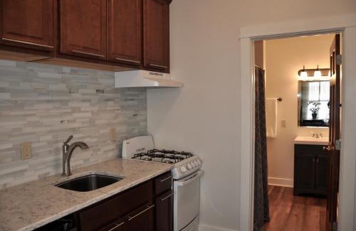 Rapid City Apartment | Luxury Studio w KIT DT RC 30 mins fm Mt. Rushmore