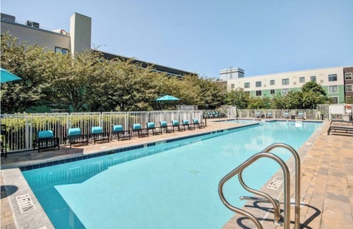 North Bethesda Apartment | Luxury Stunning 1Bdr+DEN by metro 3 ID135