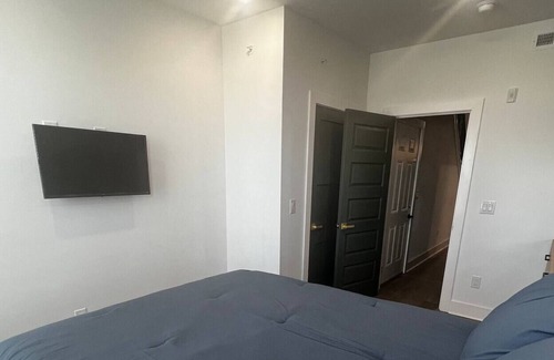 North Philadelphia Apartment | Luxury Style Apartment w/Rooftop