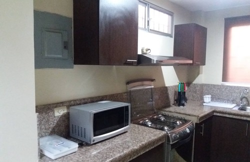 Urdesa Apartment | Luxury Suite, 1 bedroom