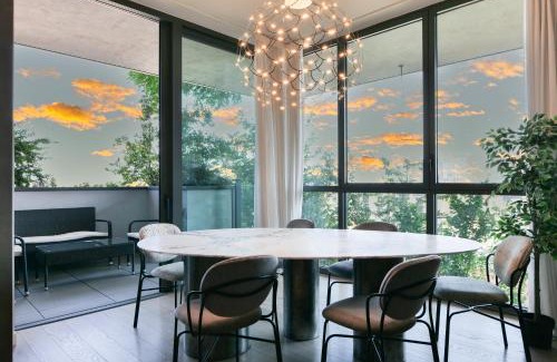 Isola Apartment | Luxury Suite in Bosco Verticale Milano Isola
