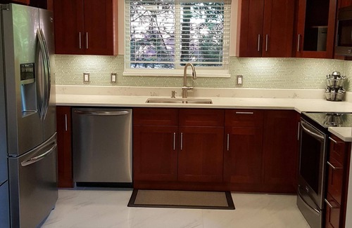 Caulfeild Apartment | Luxury Suite near downtown Vancouver and Horseshoe Bay Ferries.