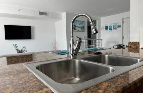 Boynton Beach Apartment | Luxury Suite Oasis