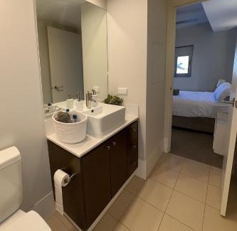 Pegs Creek House | Luxury Suite Room