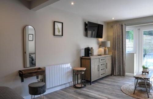 Beverley House | Luxury Suite - Samson in Beverley with patio and private parking