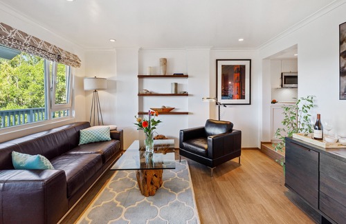 San Carlos Apartment | Luxury Suite With Amazing View!