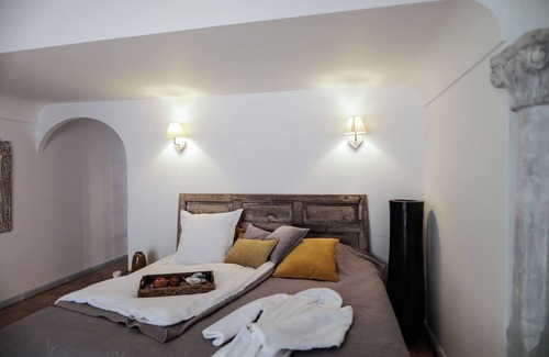 Paluds de Noves House | Luxury suite with terrace and private pool and spa - by feelluxuryholidays