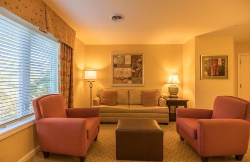 Williamstown Apartment | Luxury Suites at Vacation Village in The Berkshires