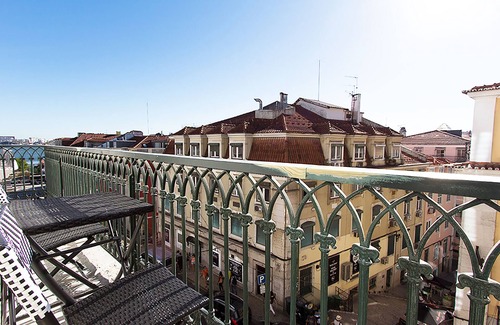 Chiado Apartment | Luxury T.M. Flat with a View