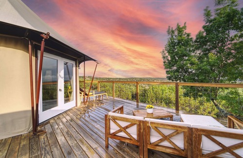 Oatmeal Cabin | Luxury Tent #4 w/outdoor soaking tub and amazing views