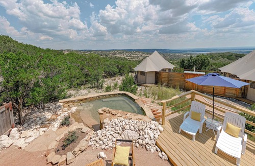 Oatmeal Cabin | Luxury Tent #4 w/outdoor soaking tub and amazing views