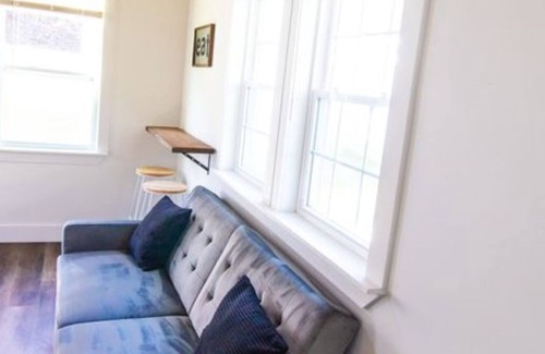 Albertville House | Luxury Tiny Home #11 at Sweet Springs