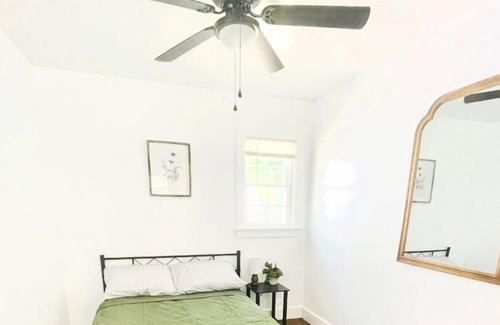 Albertville House | Luxury Tiny Home #2 at Sweet Springs
