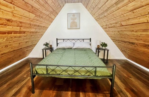 Albertville House | Luxury Tiny Home #2 at Sweet Springs