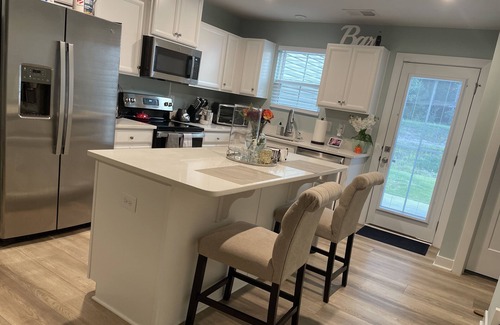 North Chesterfield House | Luxury townhome w/Private guest floor