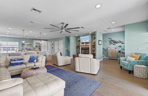 Horton Shores House | Luxury Townhome Walking Distance to the Beach & Flagler Ave
