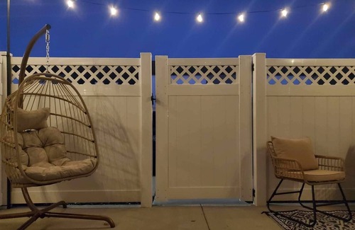 Murfreesboro House | Luxury Townhome w/pool and shuffleboard. 30 min to Nashville!