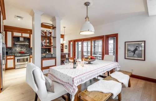 Mont-Tremblant Ski Chalet | Luxury Tremblant Chalet - Ski-in/Ski-out Panache