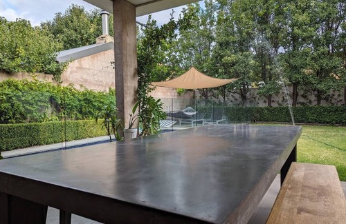 Westbourne Park House | Luxury Tudor with Pool