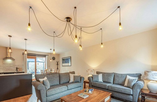 Fairford Cottage | Luxury two bedroom holiday cottage with indoor swimming pool - The Pool House
