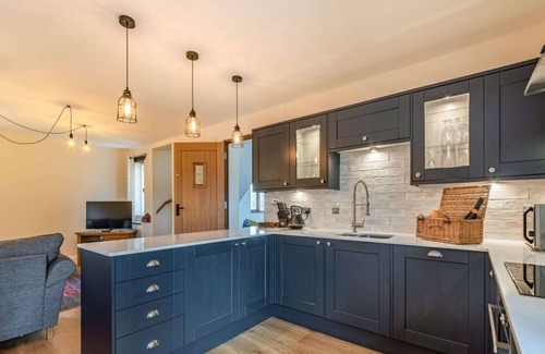 Fairford Cottage | Luxury two bedroom holiday cottage with indoor swimming pool - The Pool House