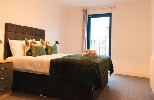 George Green Apartment | ***LUXURY TWO BEDROOM LONDON APARTMENT***