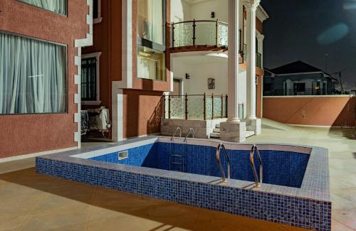Teshie Villa | Luxury two bedroom villa at spintex